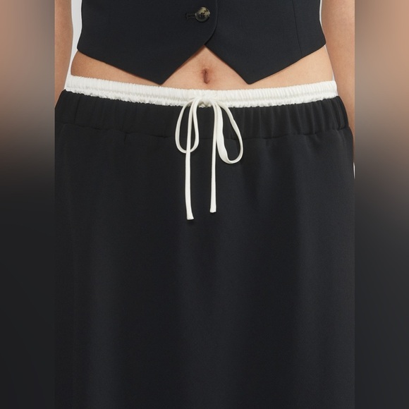 NWT Aritizia Wilfred Levelle Skirt - Picture 3 of 5